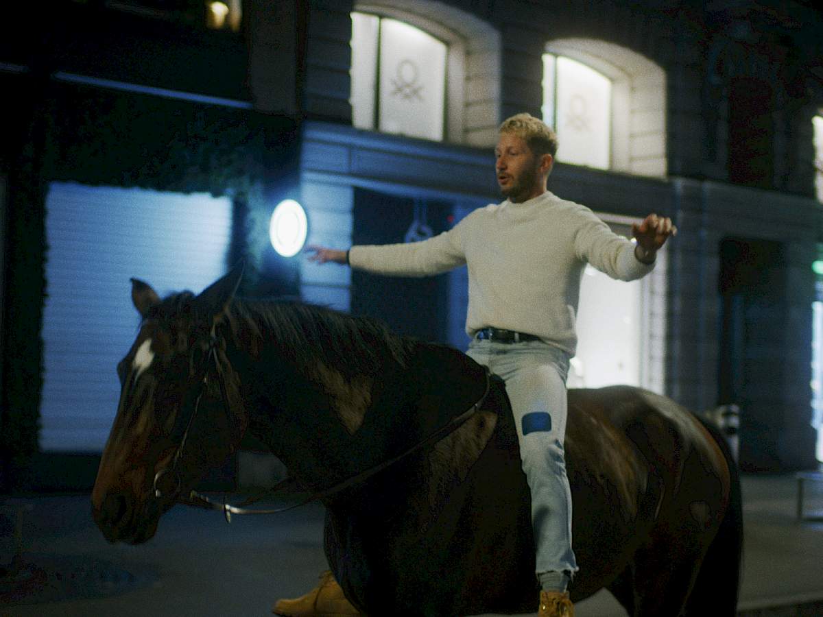 Freihändig und schwerelos durch die Zürcher Bahnhofstrasse