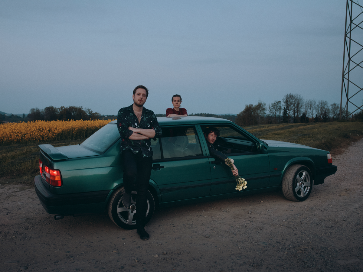 Grizzly scoutet die Location und findet den zur Story passenden Volvo