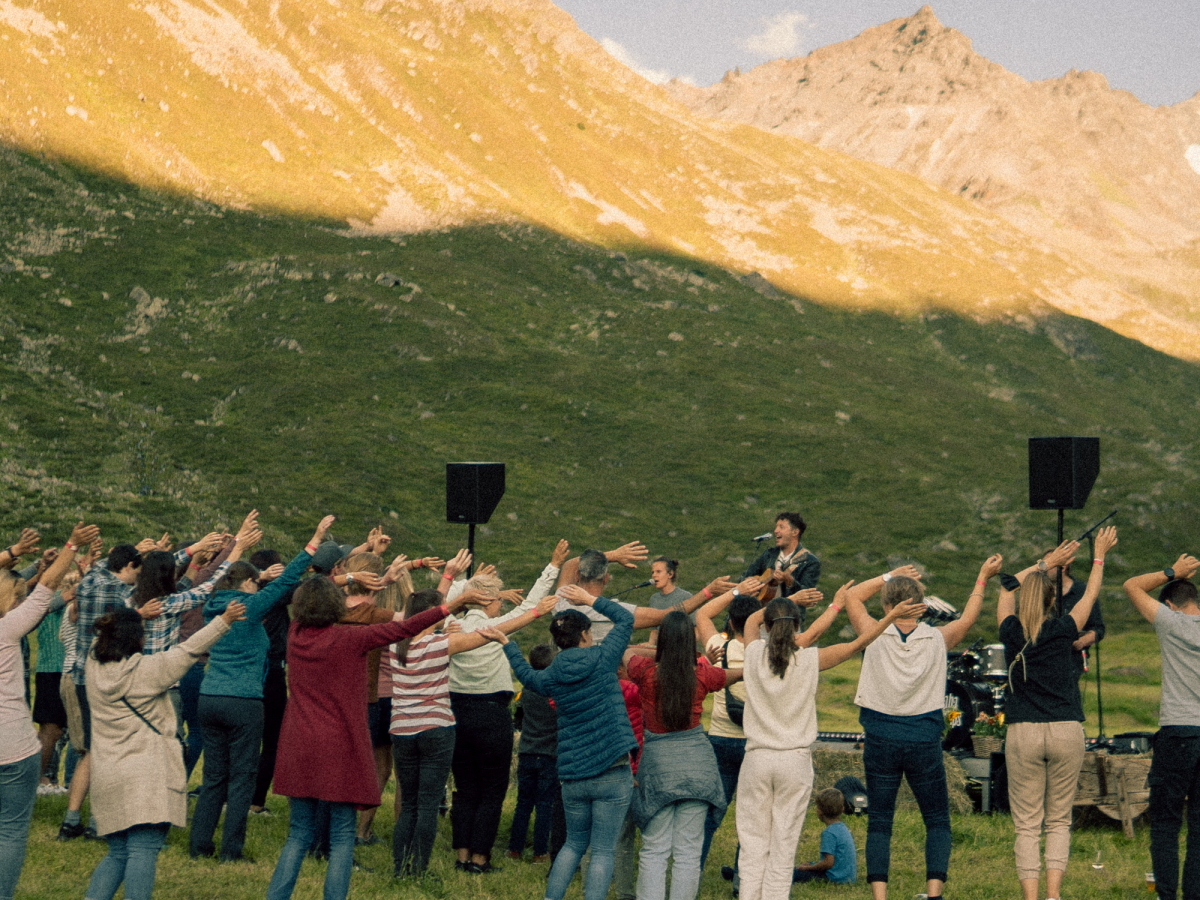 Exklusives Konzert für 50 Gäste im Davoser Sertigtal.